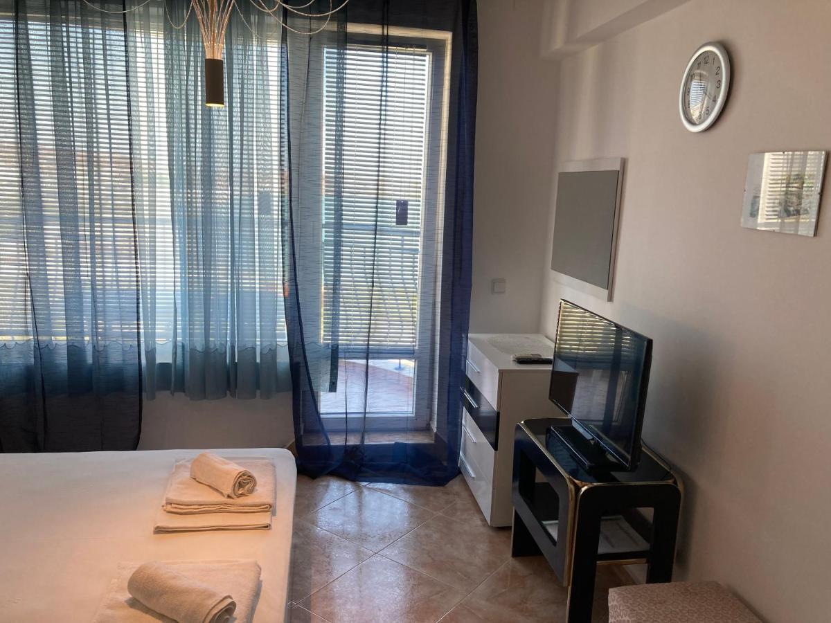 In Complex Panorama Apartment