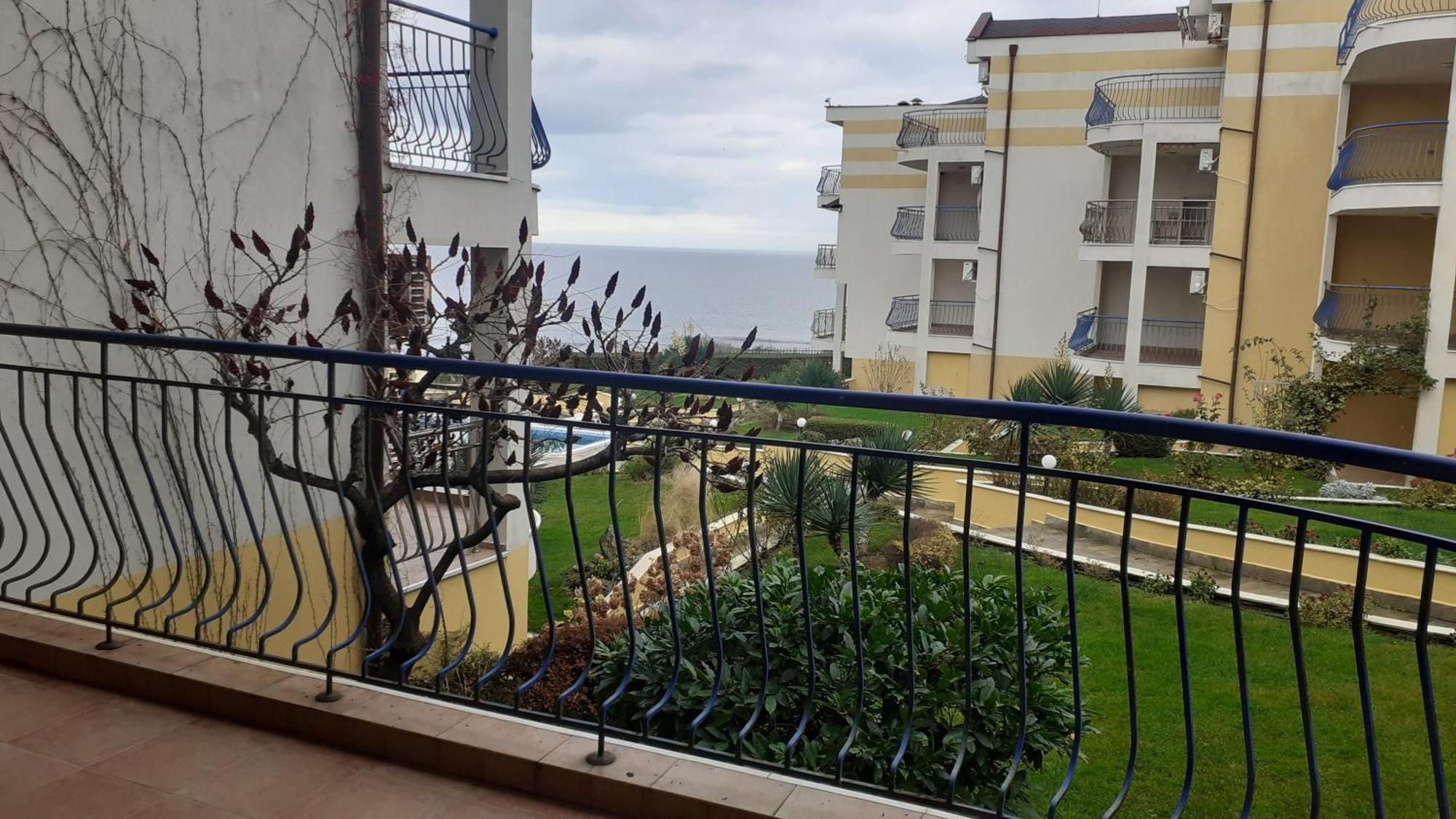 In Complex Panorama Apartment *