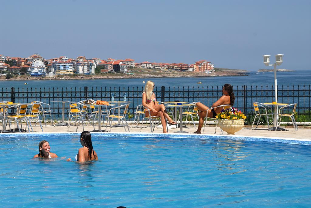 Apartment In Complex Panorama